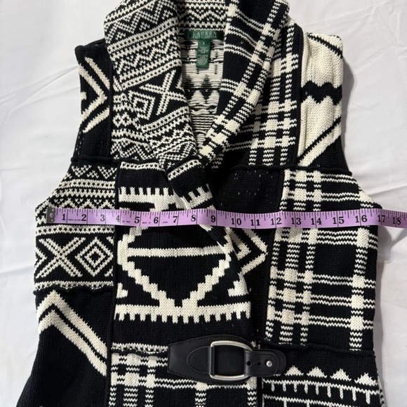 Lauren Ralph Lauren Women’s Sweater Vest Size S  Black and White Aztec Southwest - Picture 10 of 10
